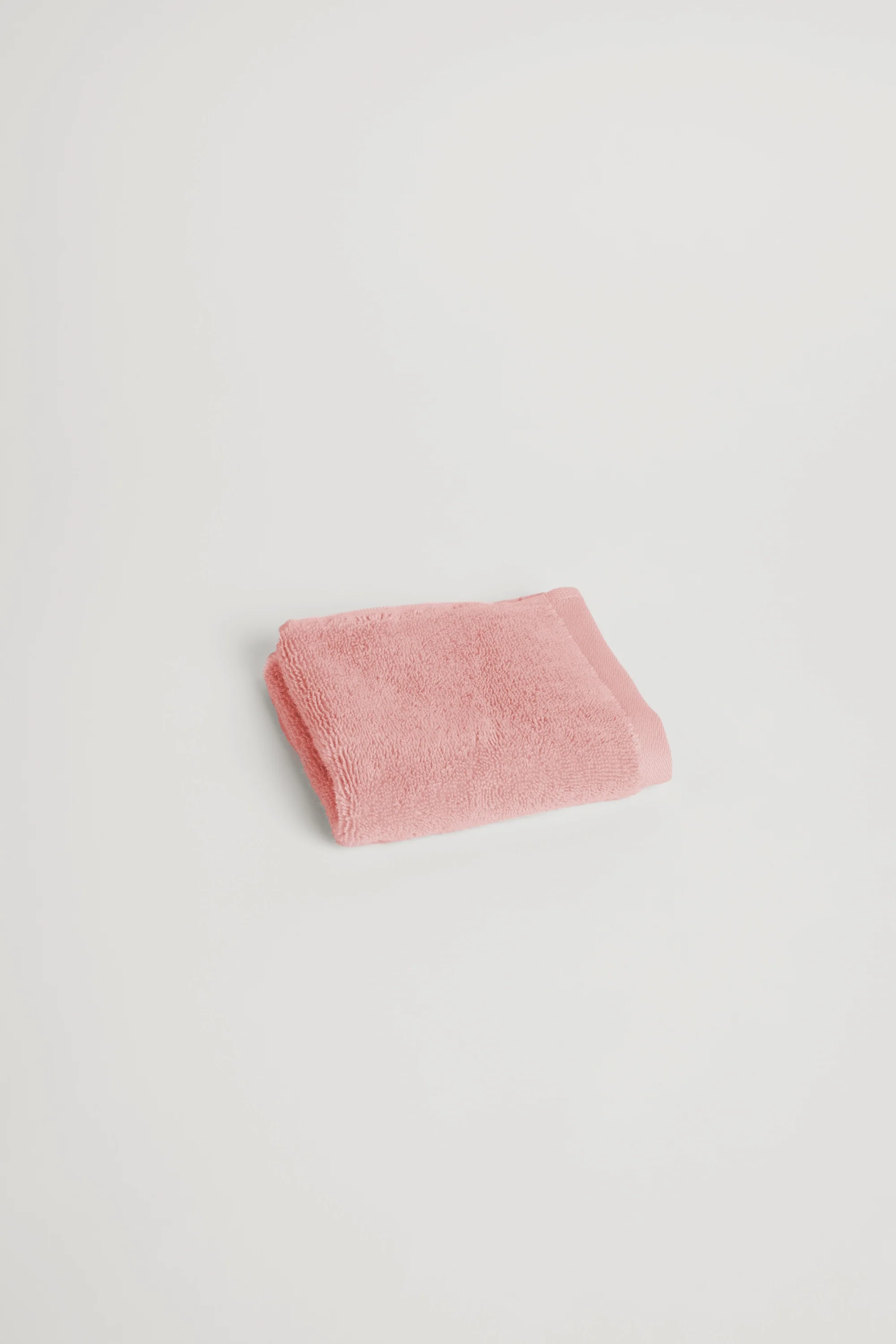 Organic Cotton Face Towel - Dusky Rose - Image 3