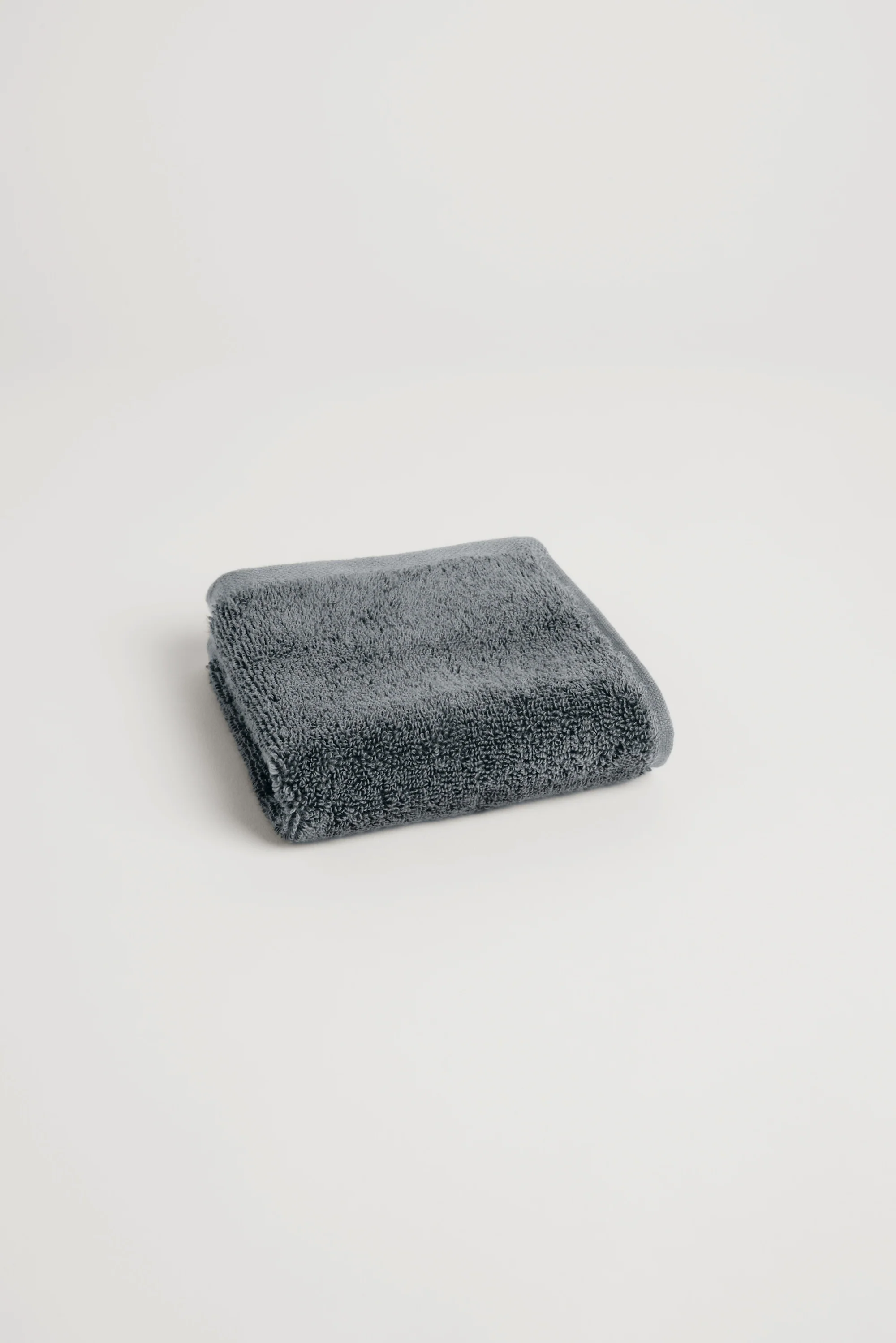 Organic Cotton Face Towel - Slate Grey - Image 3