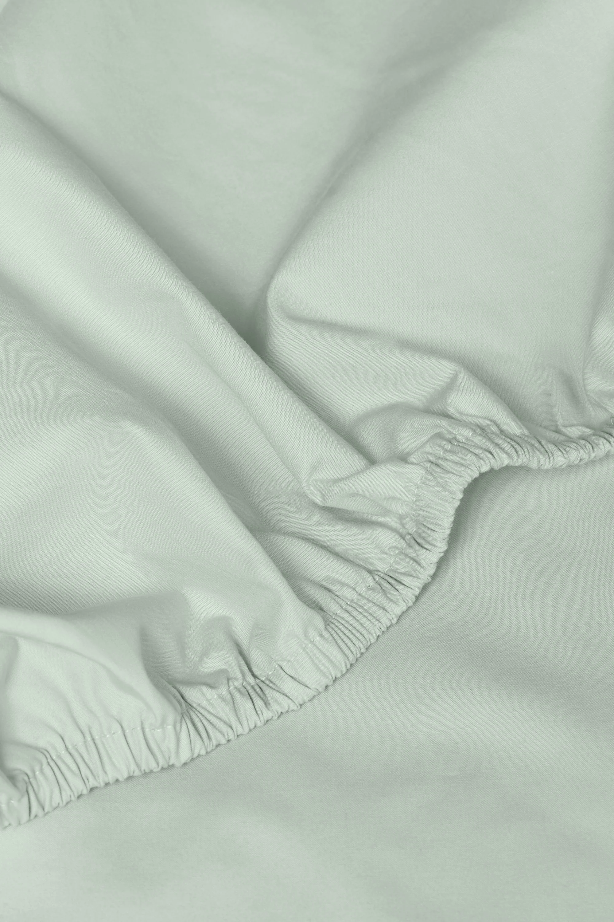 Percale Organic Cotton Fitted Sheet - Spring Blue - Image 2