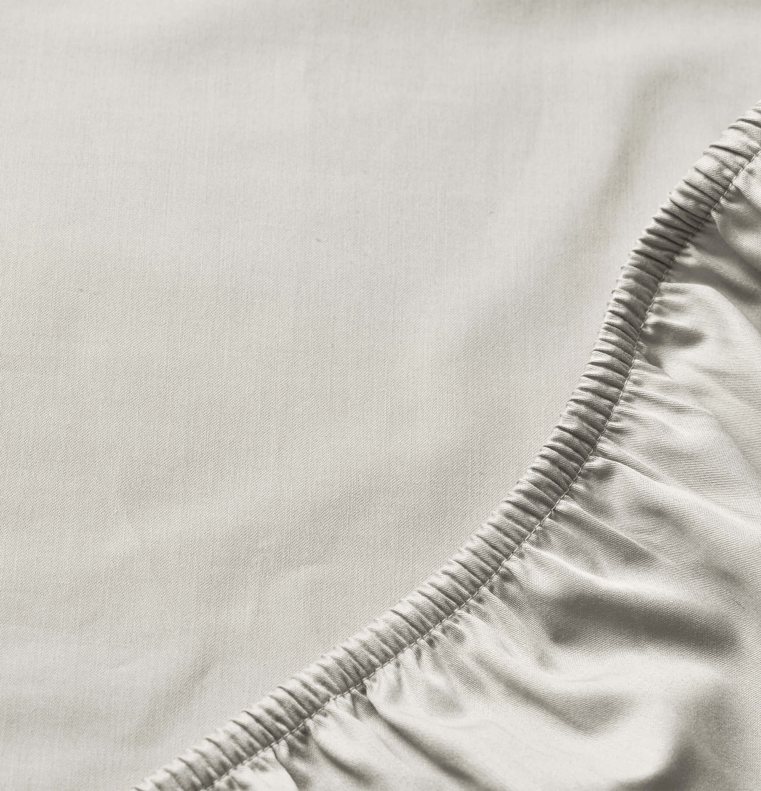 Sateen Organic Cotton Fitted Sheet Set - Equinox Silver - Image 3