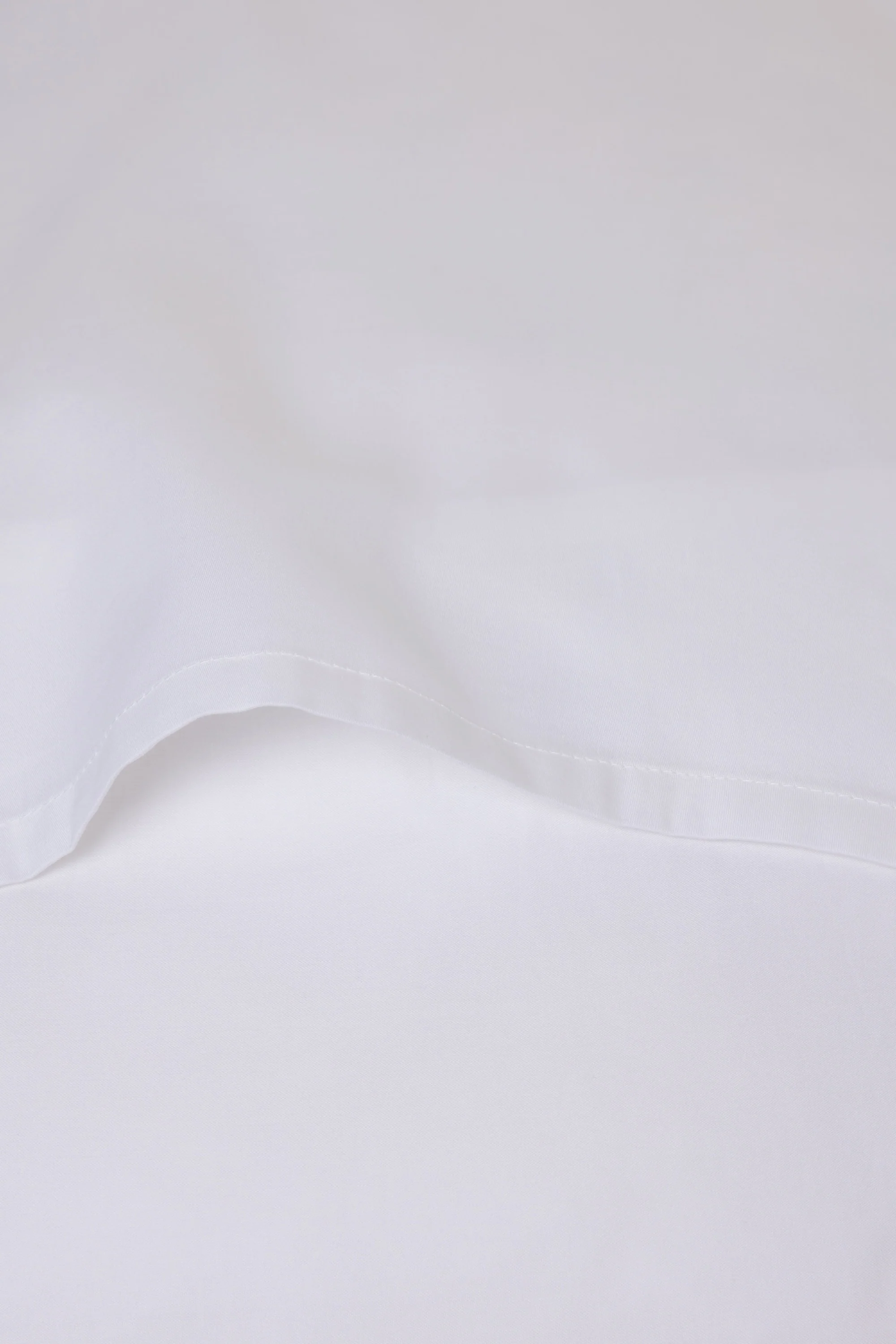 Simar Embroidered Pillowcases -  Classic White & Silver - Image 3
